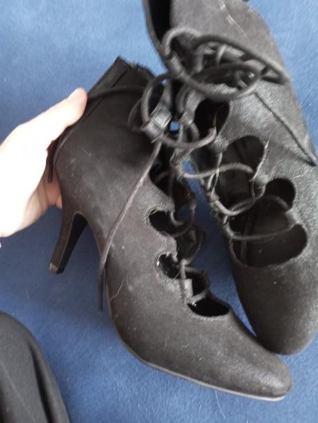 Čierne topánky na snurovanie, 36