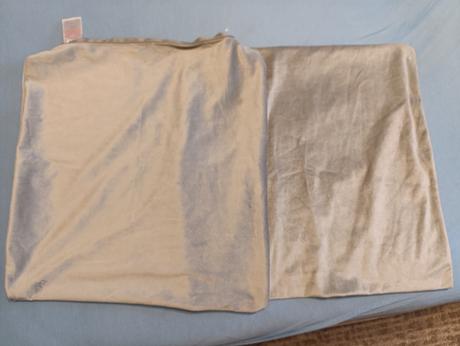 Zamatové návliečky, 