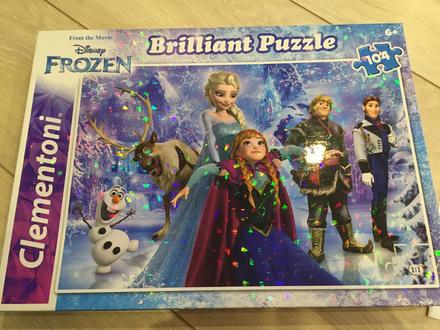 Trblietavé puzzle frozen + darček,