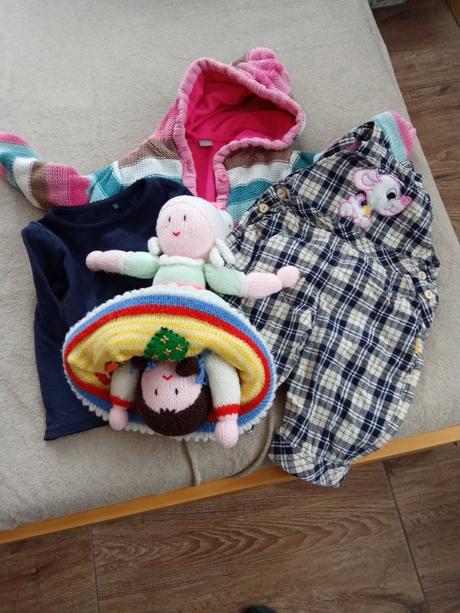 Sveter, nohavice, tričko,, 86–98