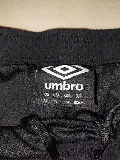 Kraťasy č.152, umbro,152