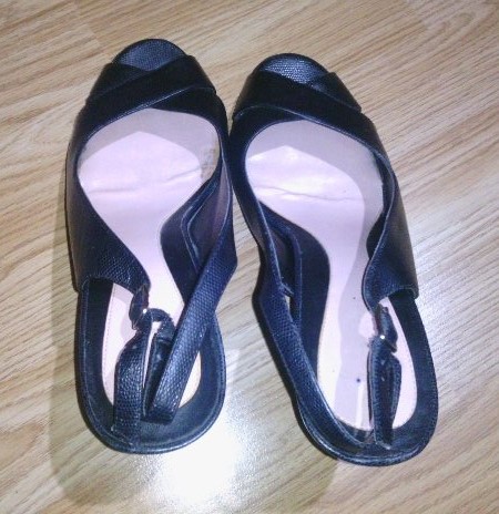 Sandále na podpätku, vhodné aj ako spoločenské, 39