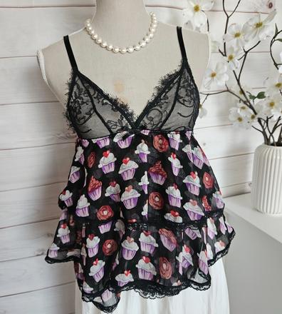 Pekný čipkový top, s