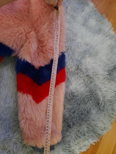 Úžasná bunda guess, guess,164