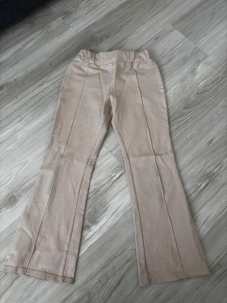 Leginy, 134