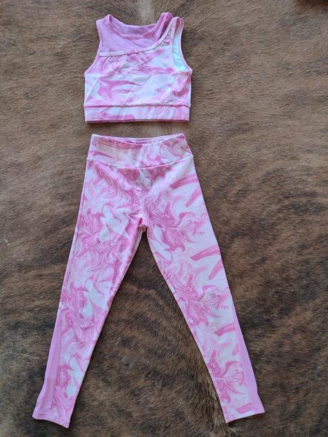 Gym. dres zara, vel.8-9 r., 128