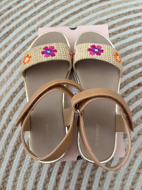 Sandalky kvietkove, deichmann,37