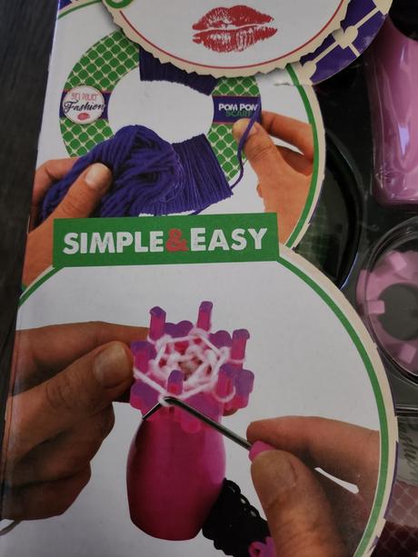 Kreativna suprava pom pom satka,