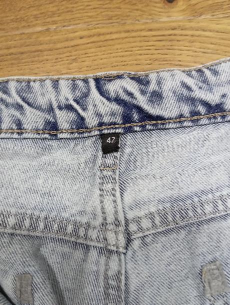 Široké rifle s vysokým pásom, 42