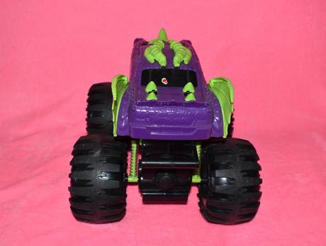 Veľký hot wheels monster truck,
