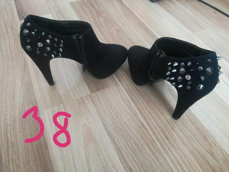 Kotníkové topánky, 38