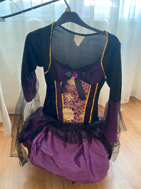 Karneval šaty carodejnica, 