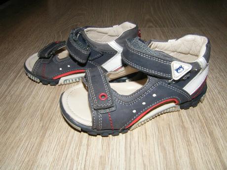 Kožené sandálky - top stav, lasocki,24