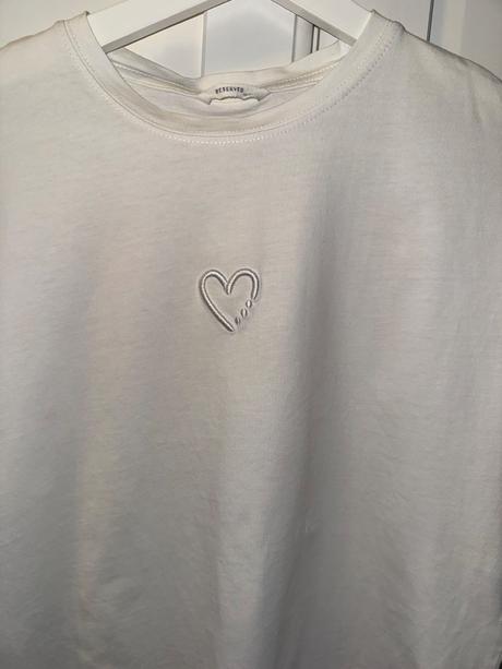 Tričko so srdieckom, reserved,164