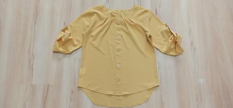 Jemná horčicová blúzka, s