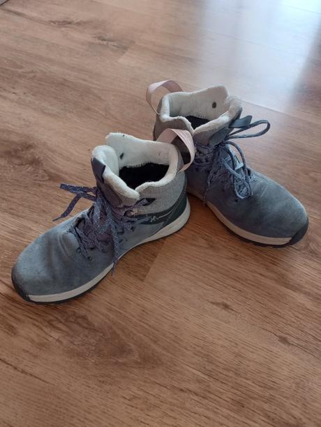 Čižmy z decathlonu, quechua,35