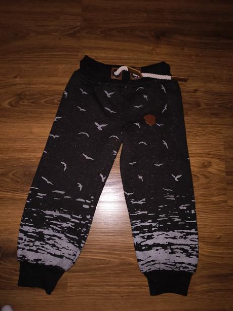 Tepláková súprava, 98