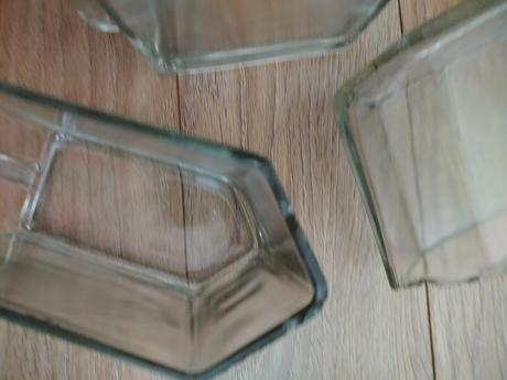 Vintage sklenené nádoby,