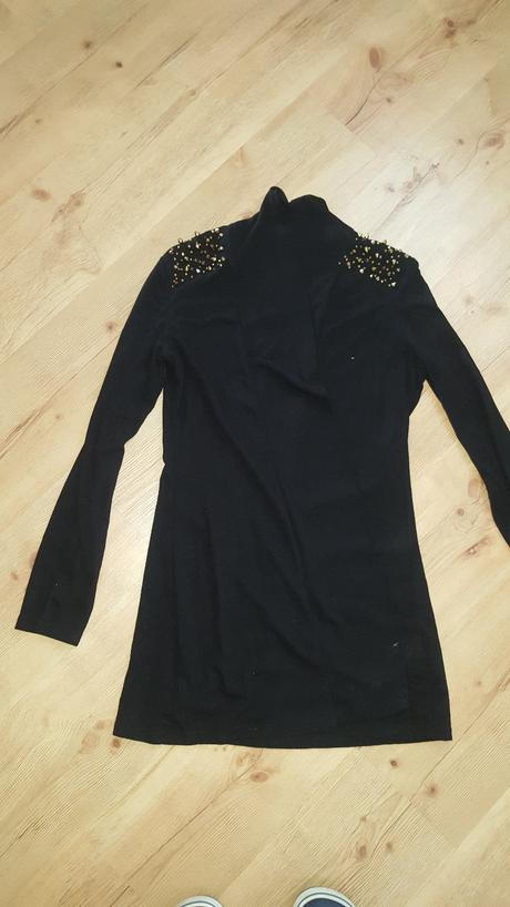 Predĺžený sveter s cvokmi, 40