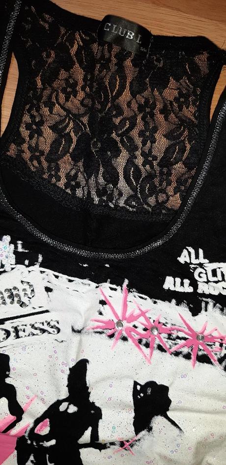 Rockový top s čipkou, s