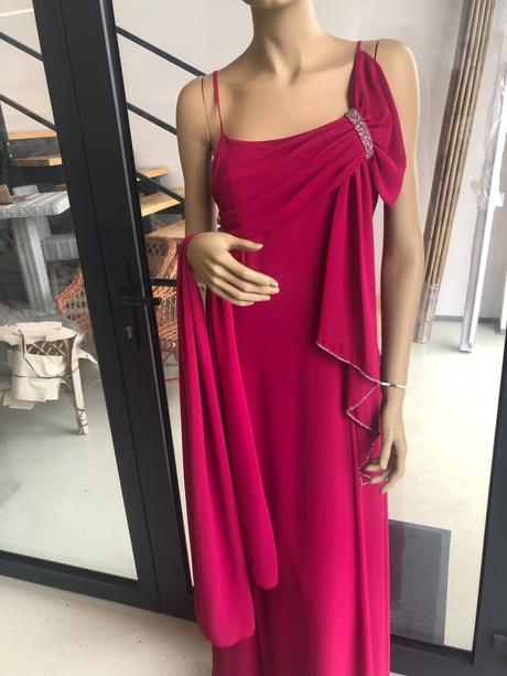 Spoločenské šaty, 40