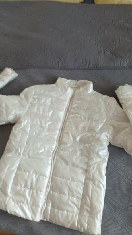 Biela metalická prechodná bundička, 158