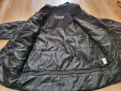 Zimna bunda clique, 134