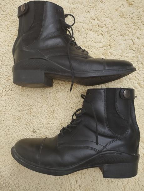 Kožené jazdecké perka, 36