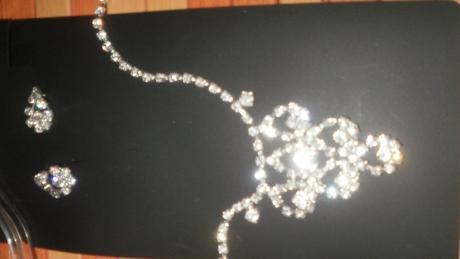 Spoločenské šaty, 36