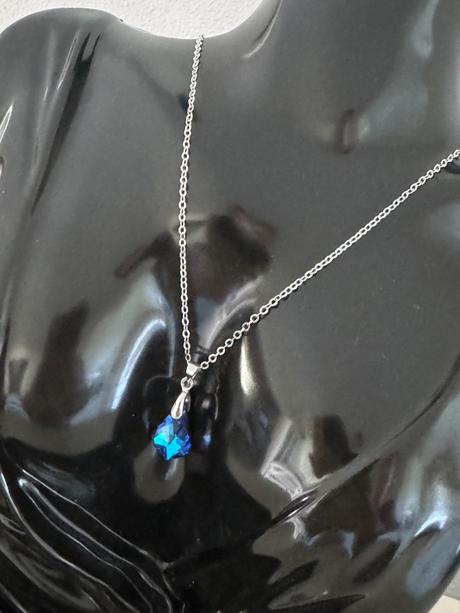 Set náušnice + retiazka s príveskom,