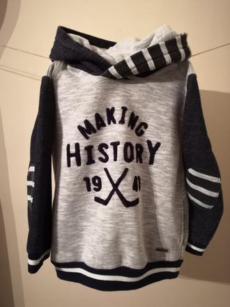 Mikina so záplatami, mayoral,110