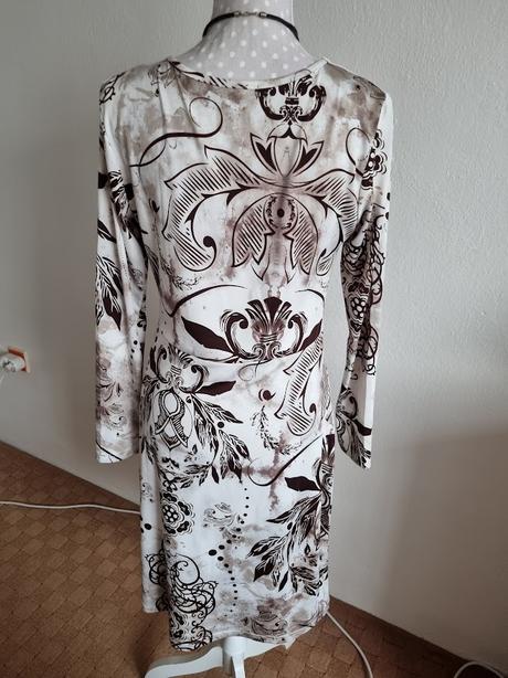 Bielo-hnedé elastické šaty chillytime veľ. 40, 40