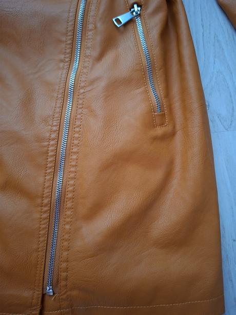 Zateplená koženka s kožušiny veľ.m, m