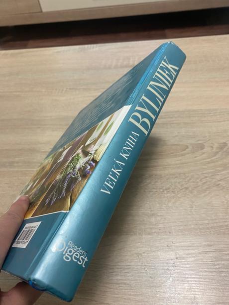 Velká kniha bylinek bylinky, 