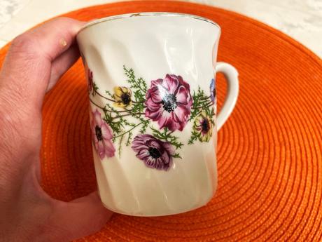 Starožitný hrnček,