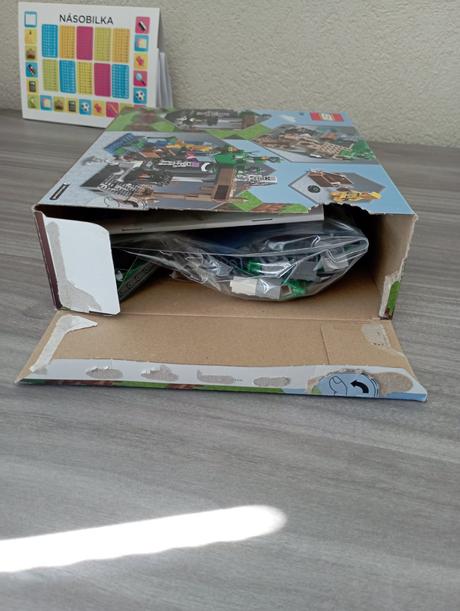 Lego minecraft jaskyňa kostlivcov,