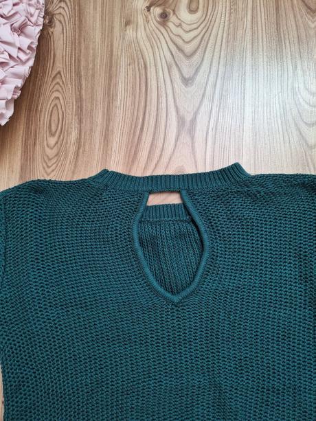 Nádherný svetrik, s