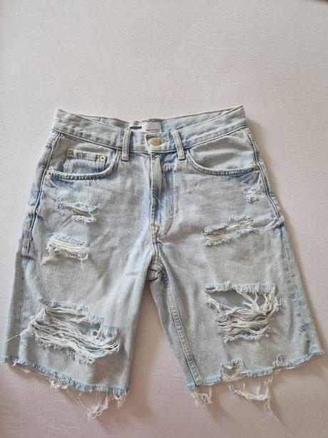 Dievčenské kraťasy, bershka,34