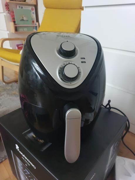 Teplovzdusna friteza, 