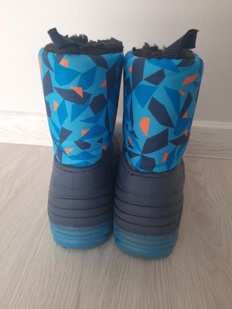 Blikajúce snehule (vd 18,5 cm), lupilu,30