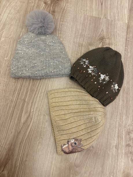 Čiapky, benetton,116