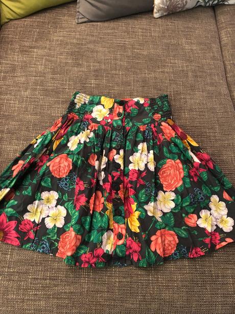 Kvietkova sukňa, veľkosť s, s