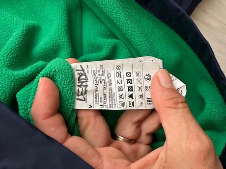 Prechodna vetrovka benetton a tricko benetton, benetton,134