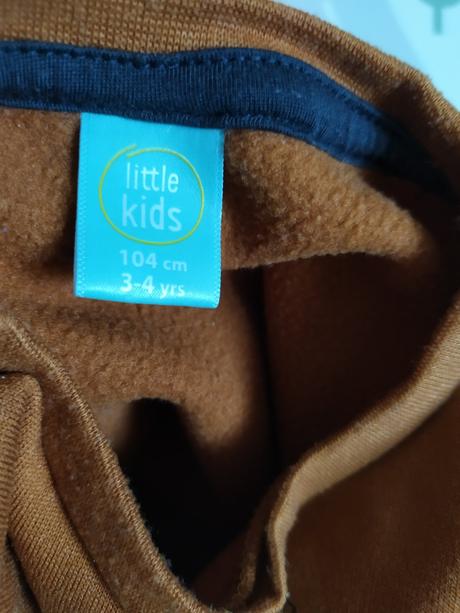 Sveter macko, pepco,104