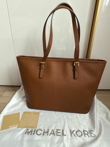 Nádherná original kabelka michael kors, michael kors