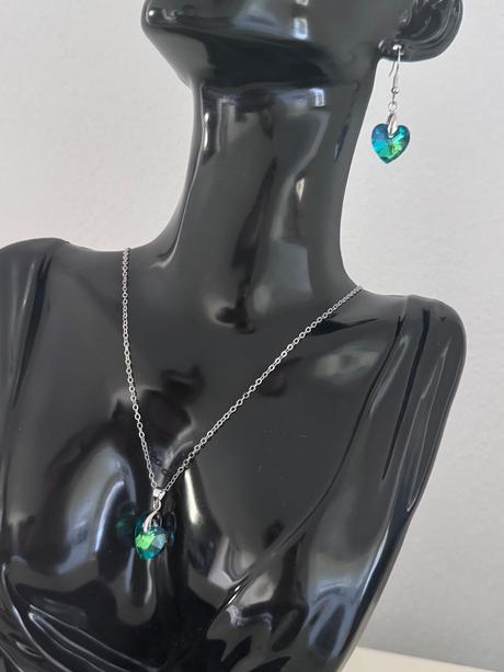 Set náušnice + retiazka s príveskom srdiečko,