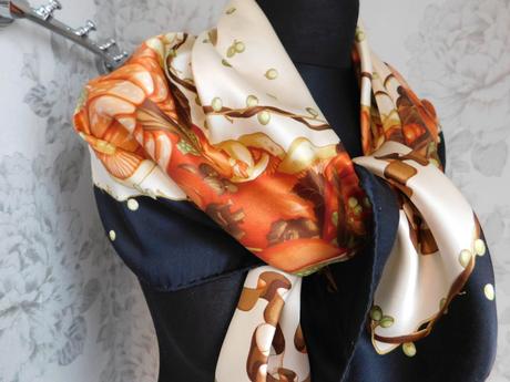 Kvalitná elegantná hodvabna šatka, l