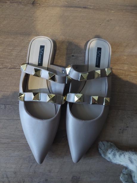 Béžové šľapky, 38