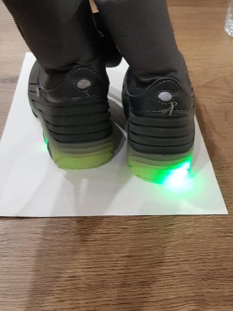 Zateplené svietiace čižmičky pre chlapca, 27