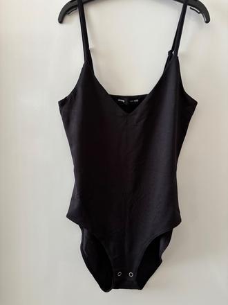 Tielkové body, sinsay,xs